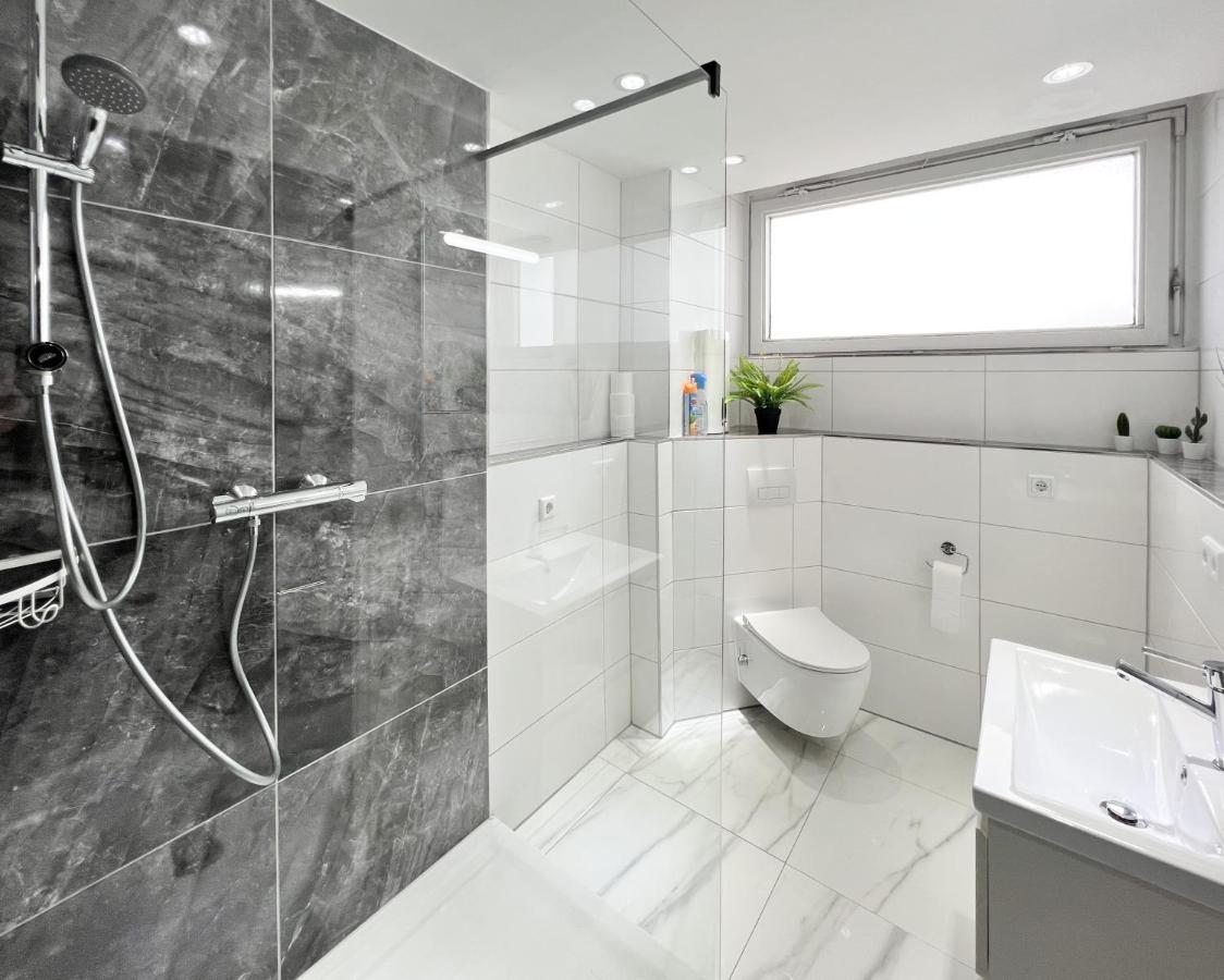Modernes Apartment Mit Stil In City Lage Karlsruhe Exterior foto